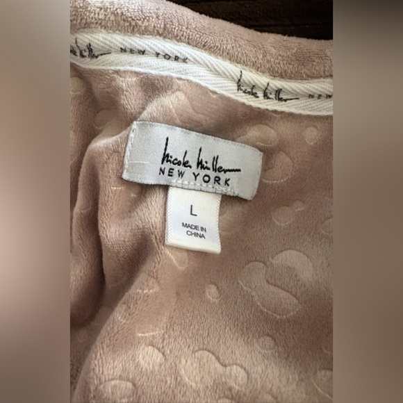 Nicole Miller Women's Leopard Print lounge Pajama Set Size Large - Picture 6 of 7